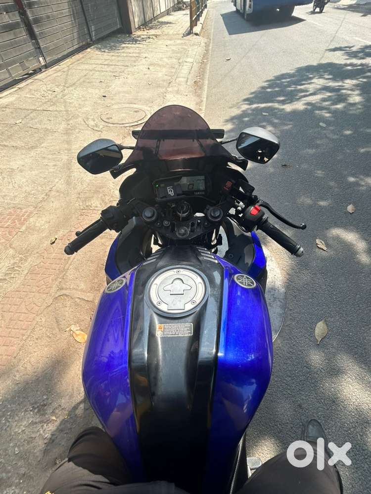 Yamaha R15