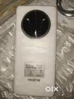 3 month old Box bill all realme 14 pro not even a single scratch