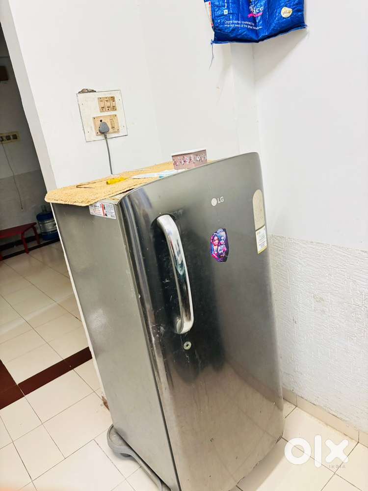 LG fridge 7month old