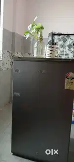 Refrigerator 100litres