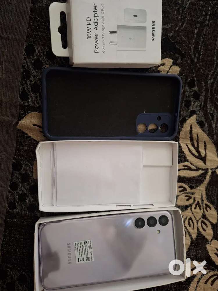 New samsung F15 5g phone only 2 days use