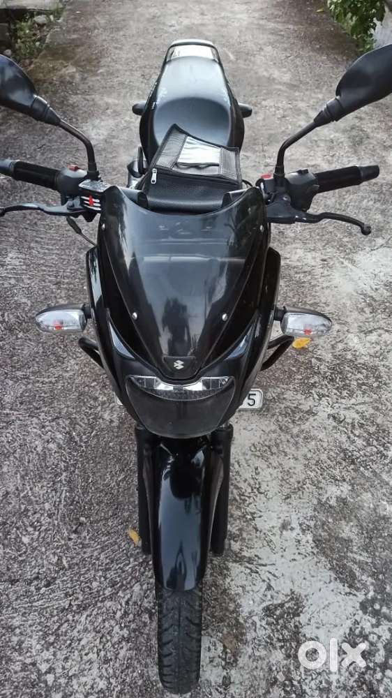 Bajaj Pulsar 150 bs4