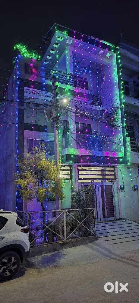 2BHK FOR SMALL FAMILY/SINGLE