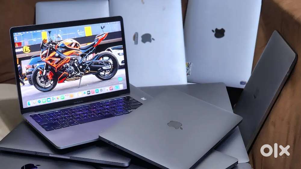 Apple Macbook Pro i5 16GB Ram 256gb Apple SSD Touchbar 13Inch Display