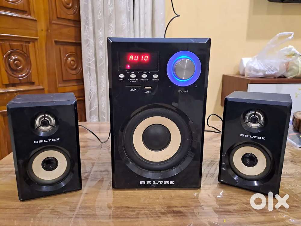 Powerful dual subwoofer Home Theatre System from Beltek