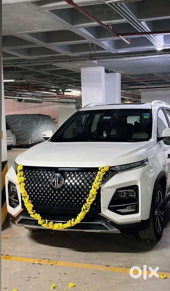 MG Hector 2023 November Manufactured Petrol 22100 Km Driven
