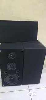 2.1 speaker box and 200 watts