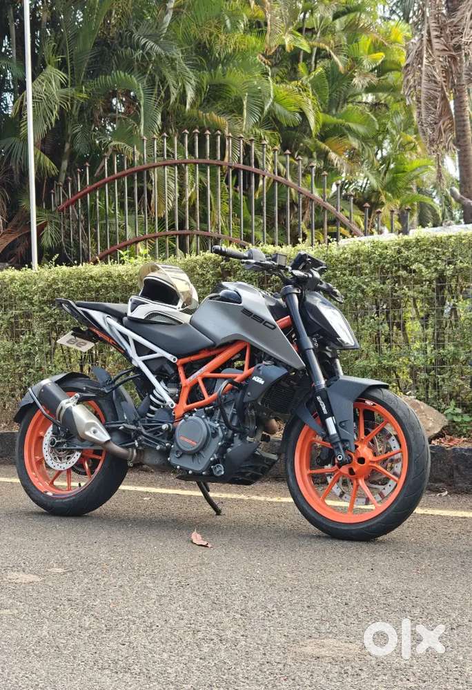 Duke 390 1st Owner MH14**0098 Number