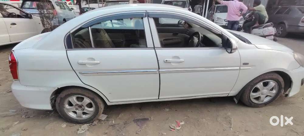 Hyundai Verna 2011 Diesel 230000 Km Driven