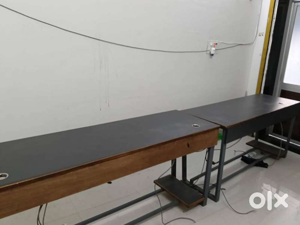 Office Employee Computer Tables for Sale