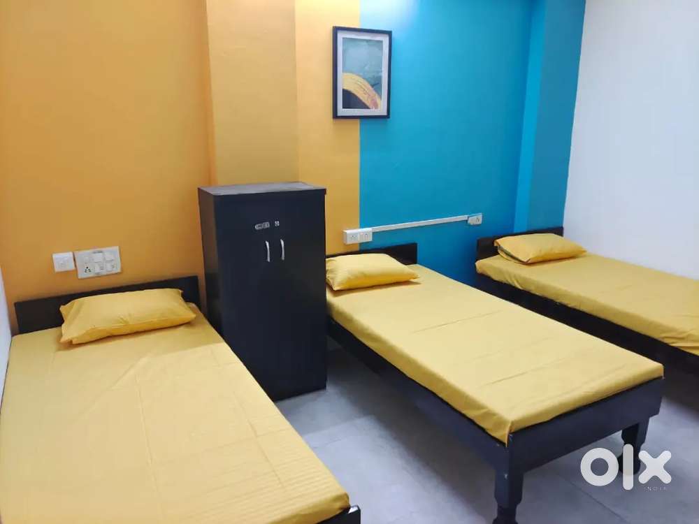 2 sharing PG accommodation with cooler facility at New Vip Road