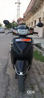 Honda Activa sell one handed condition