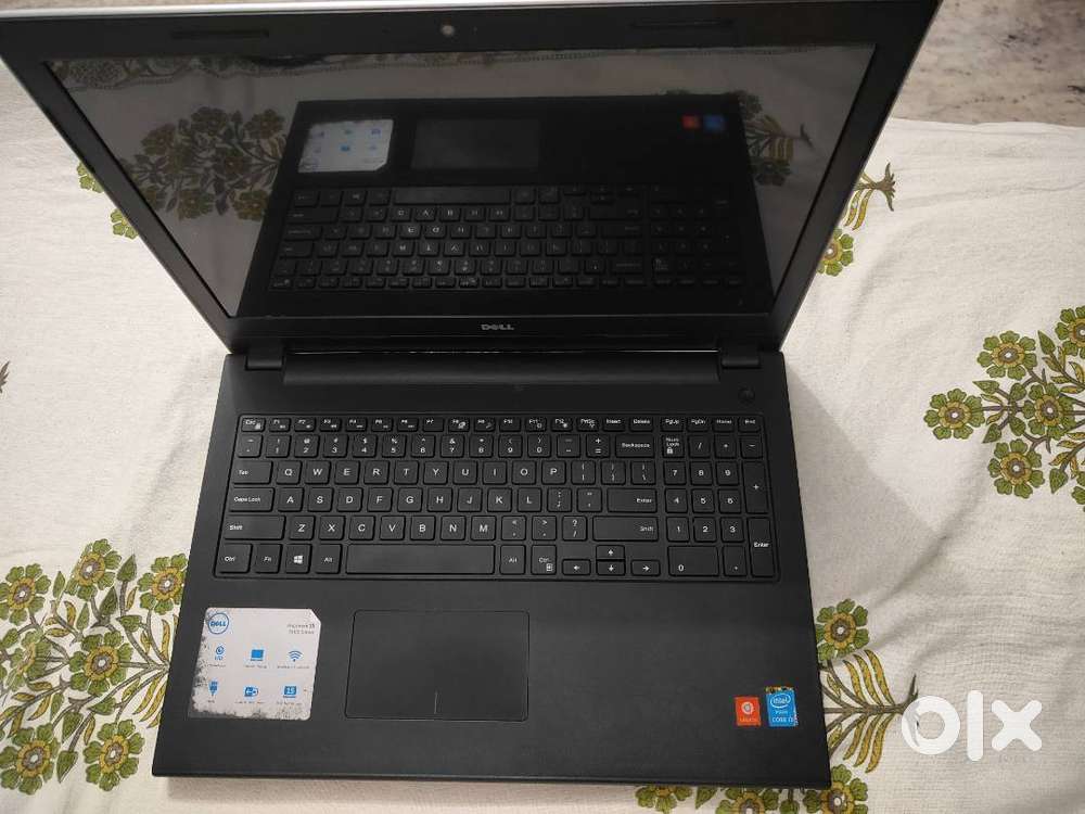 Dell i3 Laptop  4GB RAM  500GB HDD  Windows 10 Pro Orignal Charger