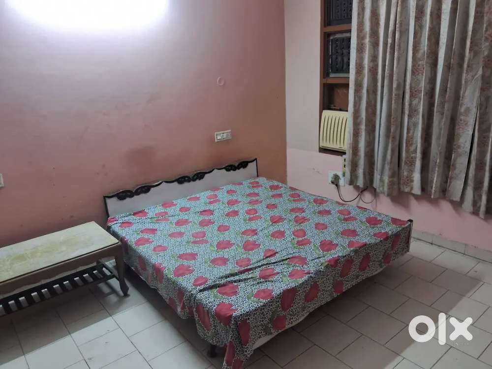 1BHK with Balcony & AC –