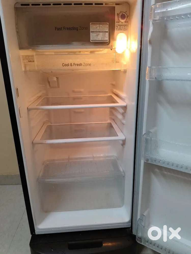 Lg 185 Lt full good condition and cooling very fast