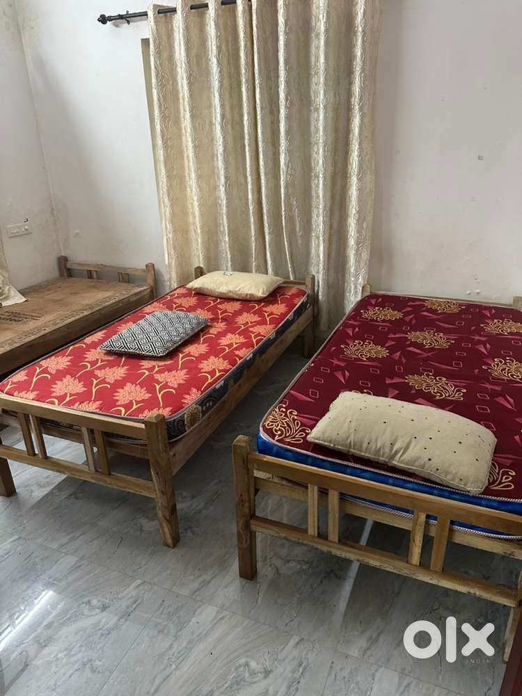 Ladies PG/Hostel - Kazhakkoottam