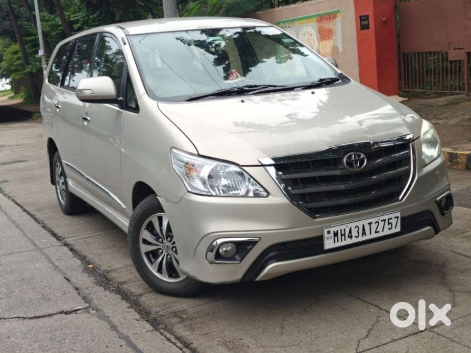 Toyota Innova [2013-2016] 2.5 V Diesel 7 STR, 2015, Diesel