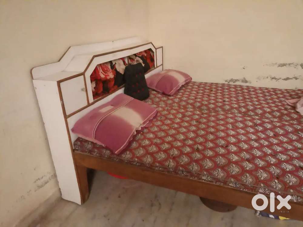 Good condition bed