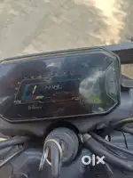 New bike he  bilkul bhar Jana he is leye bech rha hu