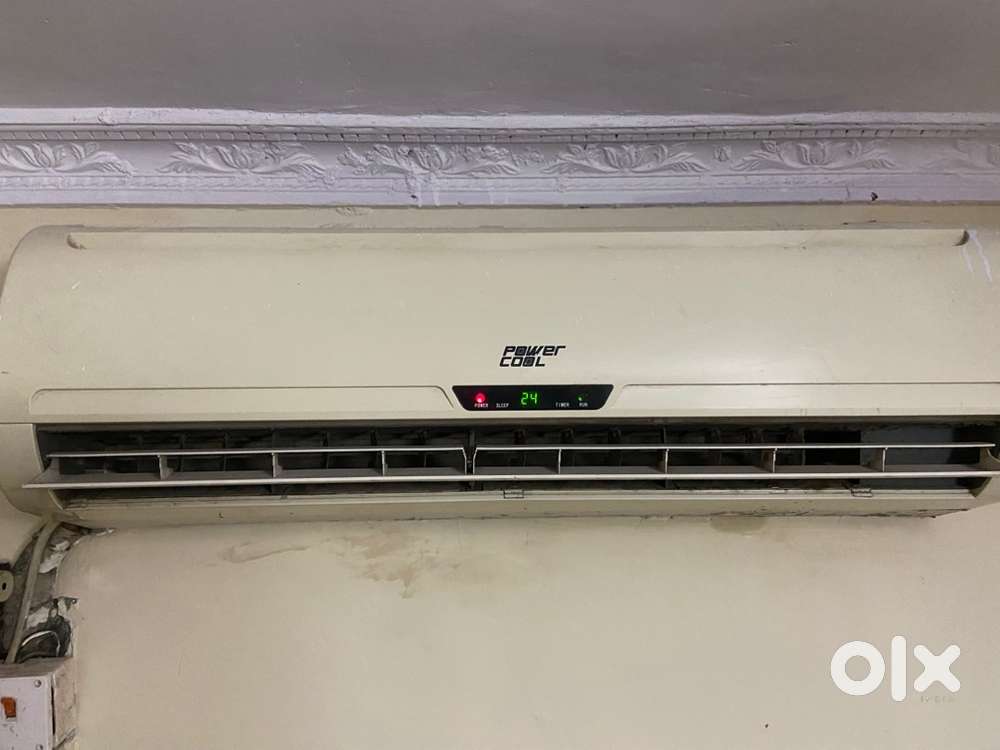 Godrej ac working condition 1.5 ton