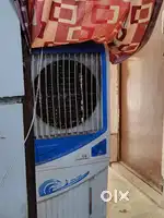 Plastic cooler