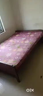 Urjent sale Bed and cot only 2400