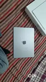 Macbook air m2  256gb