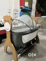 1 month old Baby Crib (Age range 0 - 12 months)