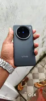 Vivo x200=12+256 new 6 month old