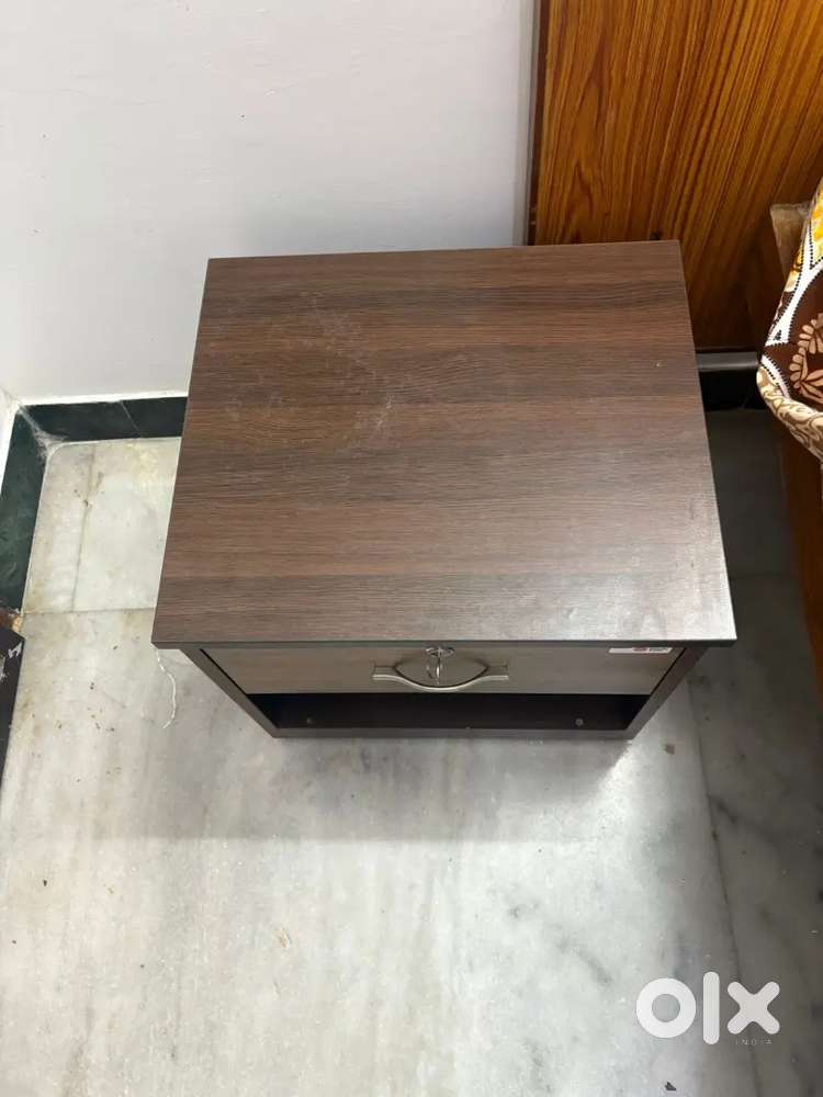 Bed side drawers 2 pieces