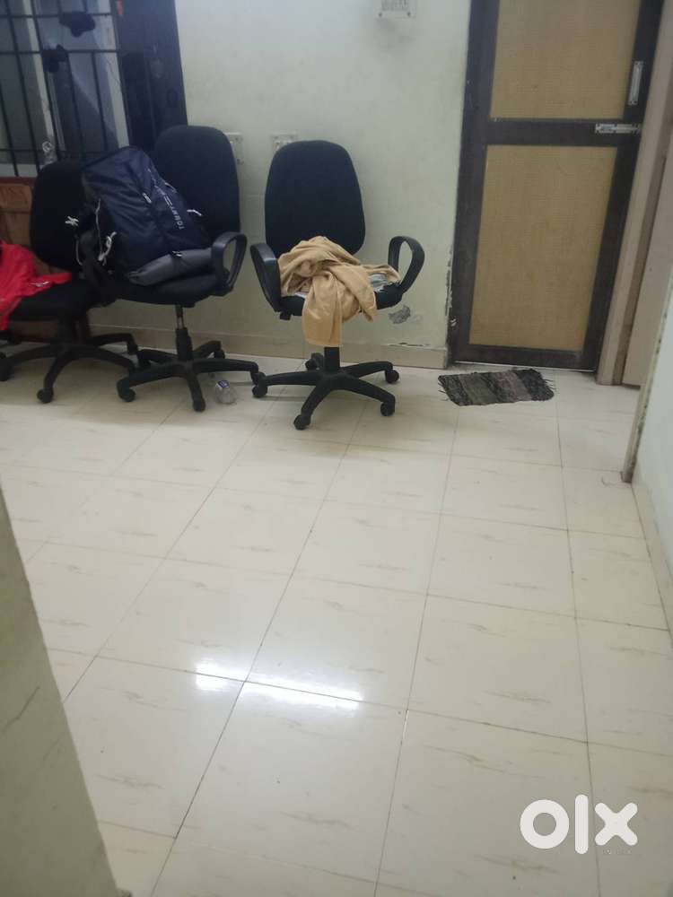 Need roomate for sharing 2 bhk