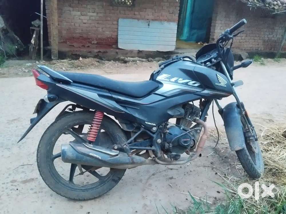 Arjent bechna hai