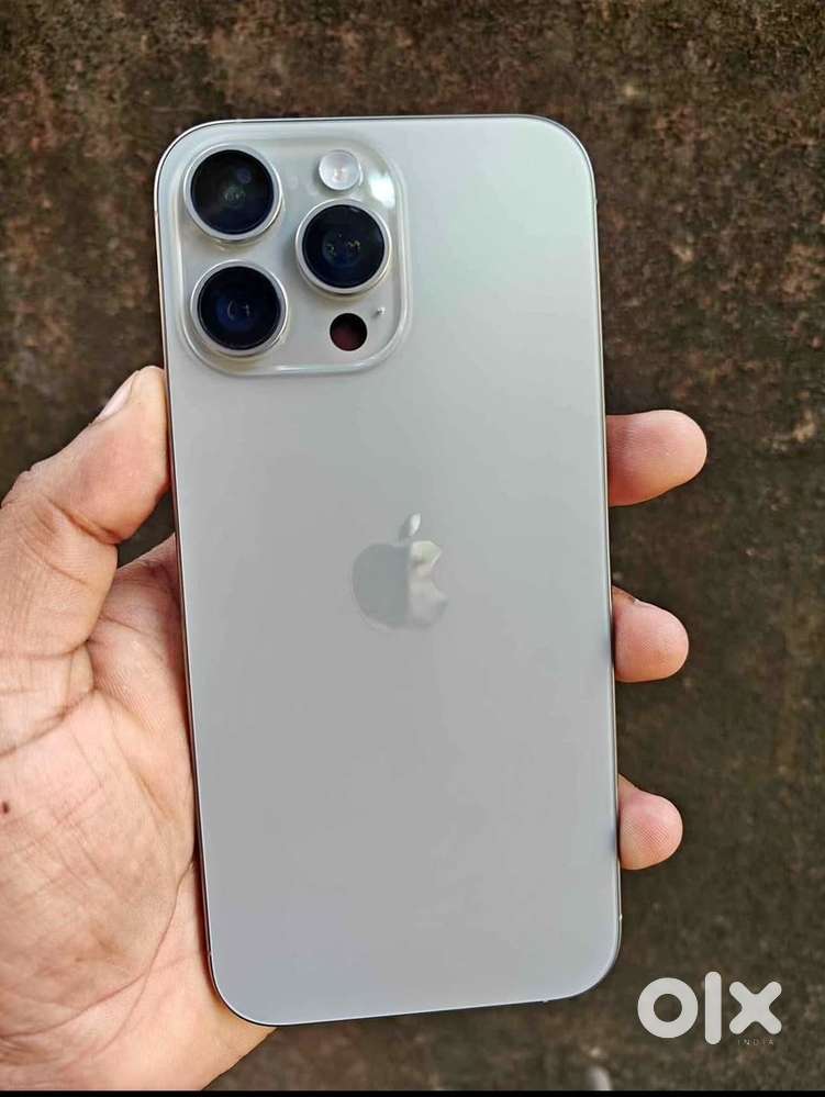 Iphone 16 pro  128 gb only one month