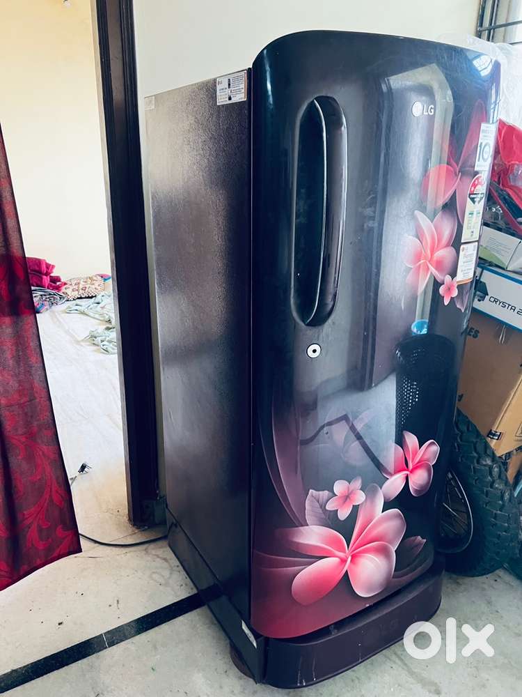 2021 Lg 180litres fridge for sale