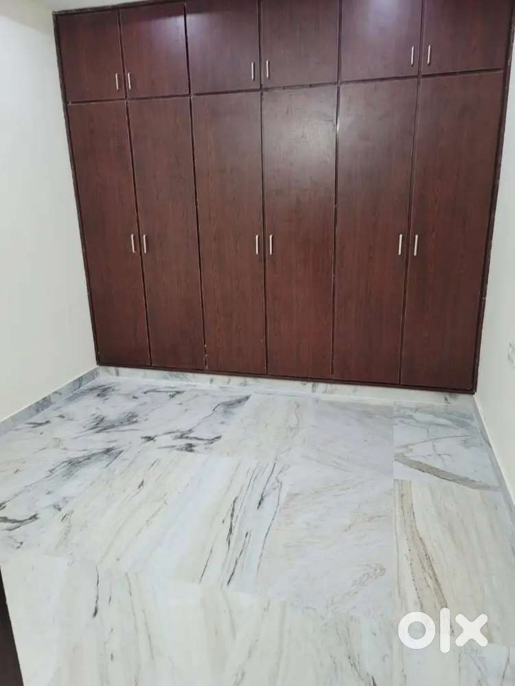 చుట్టుగుంటకు దగ్గరలో అపార్ట్మెంట్ ప్లాంట్