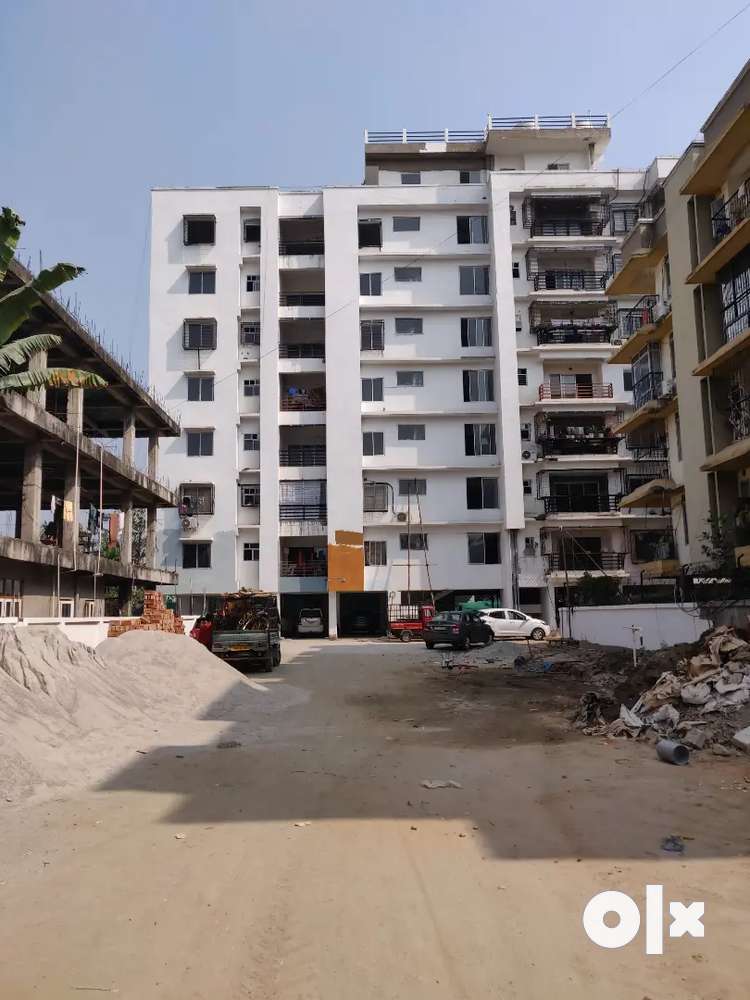 Ready to move newly constructed flat opposite to Kalakhetra