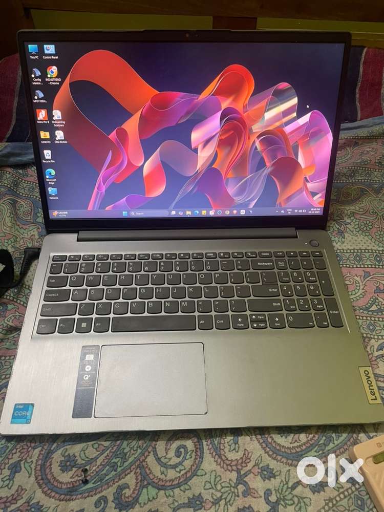 LENOVO IDEAPAD SLIM 3