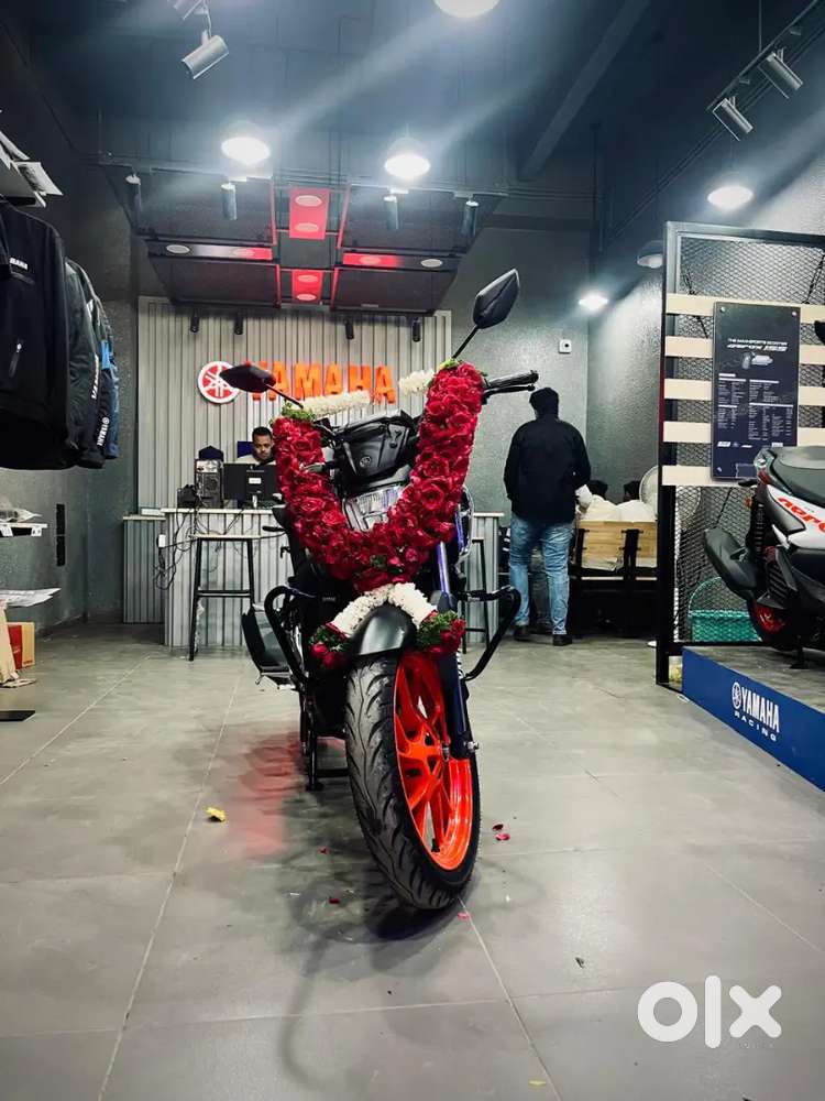 The latest FZ version 4 
For sale 5 months old only.