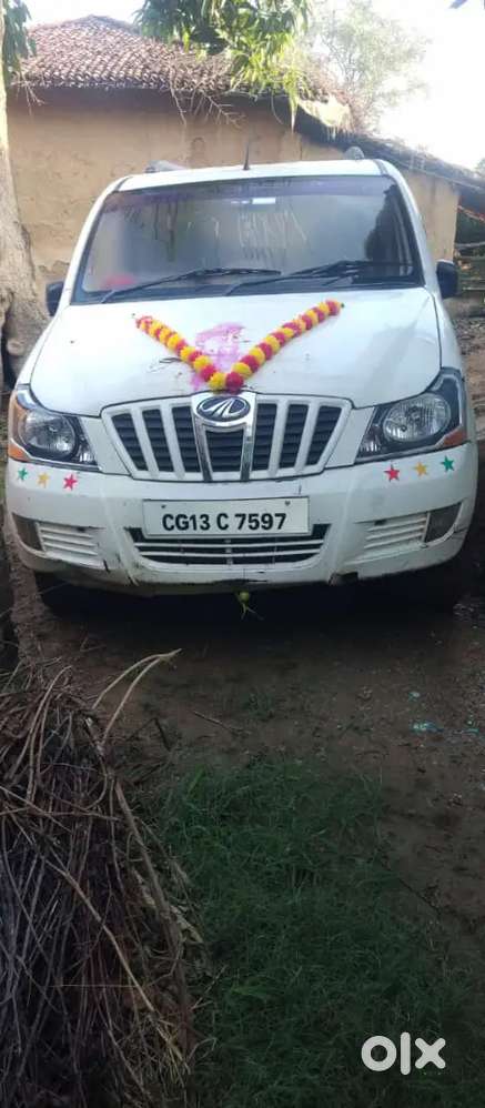 Mahindra Xylo 2011
