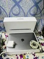 Macbook Air 8GB RAM 512 STORAGE