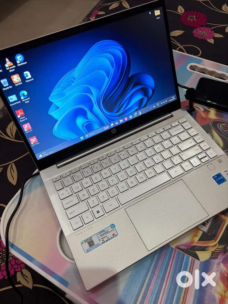 HP Pavillion i5 16gb ram 512 SSD silver colour ( Brand new )