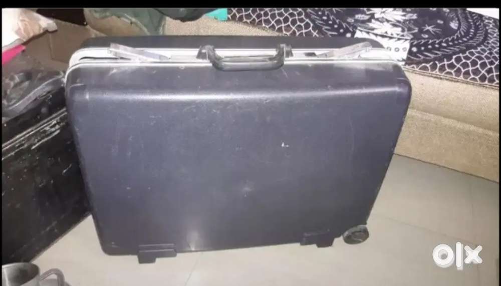 Suitcase (Briefcase)