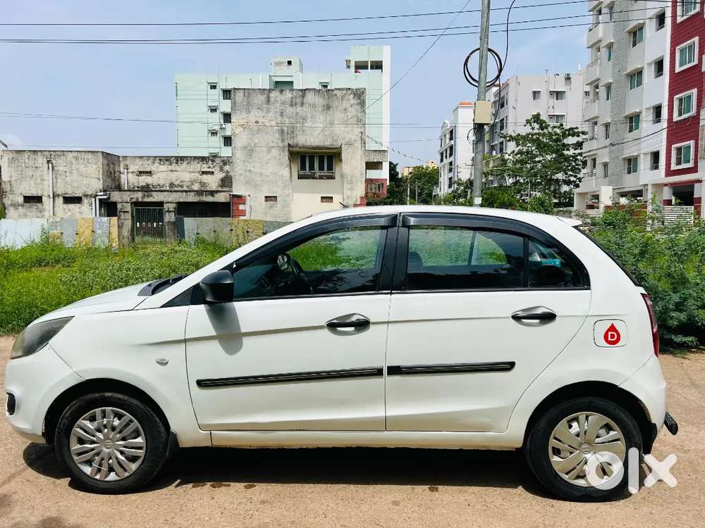 Tata Bolt 2015