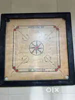 Carrom board
