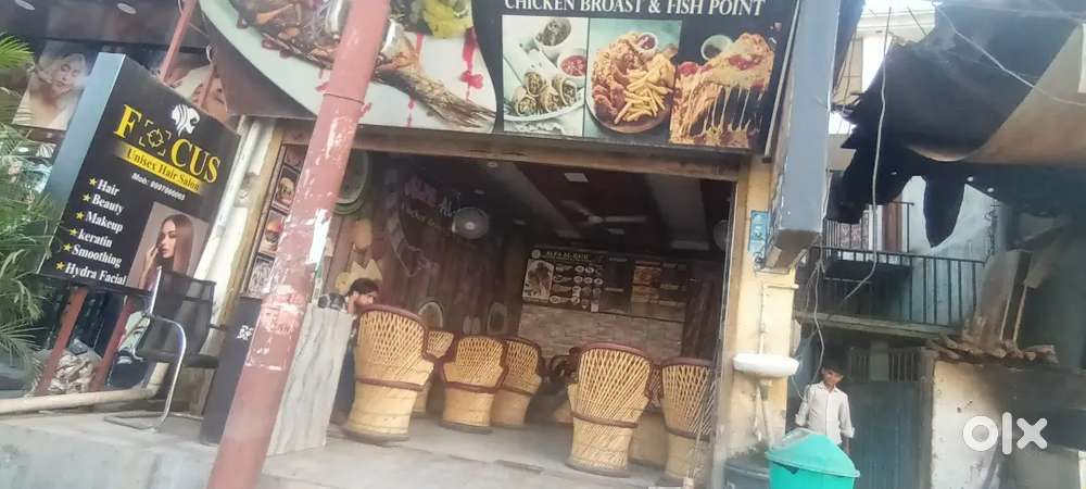 Chef ki Sath helper ki zarurt h urgent