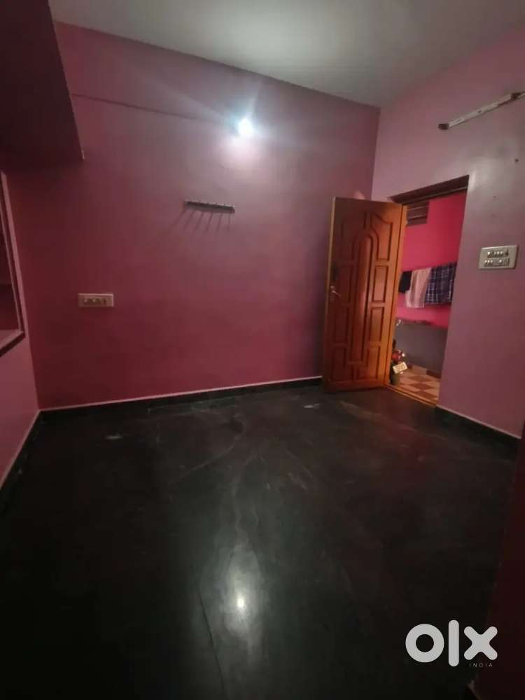 House for rent with all facilities for one family