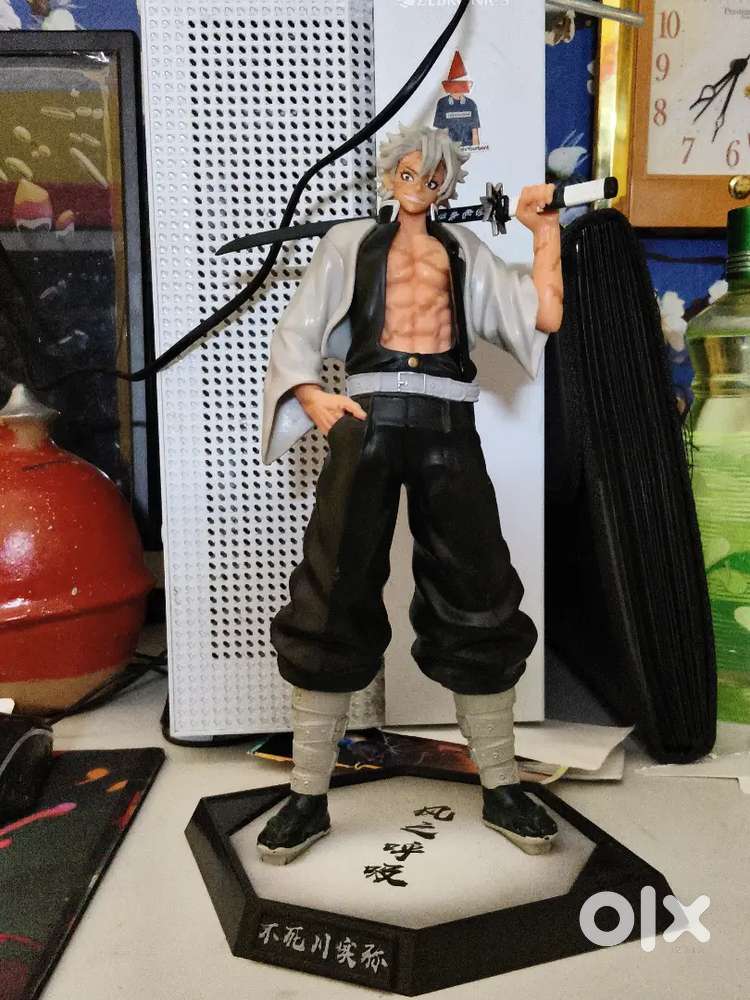 Sanemi (demonslayer) statue