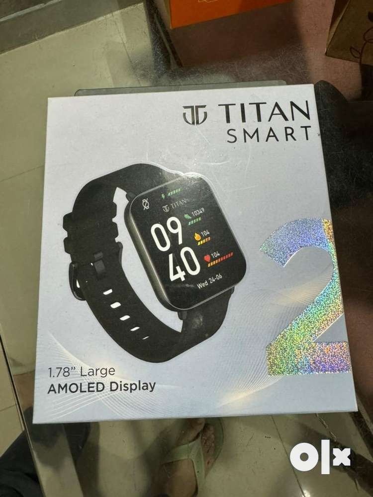 Titan smart watch