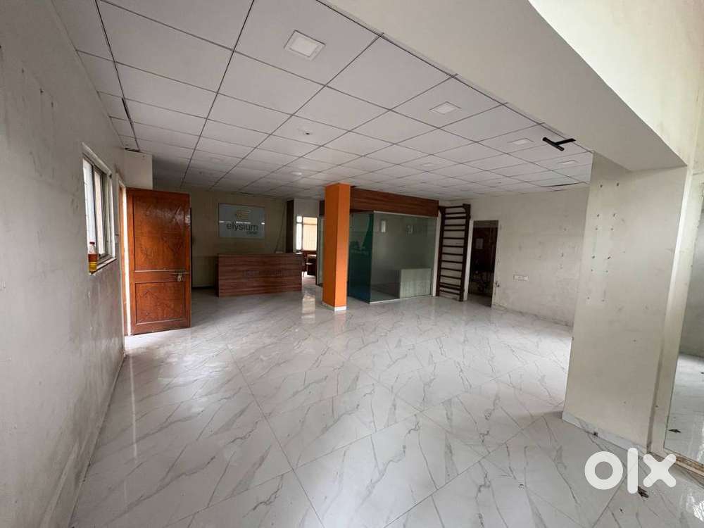 1500 Sqft Unfurnished Office On Rent Near Lalit Mahal Hotel, F C Road