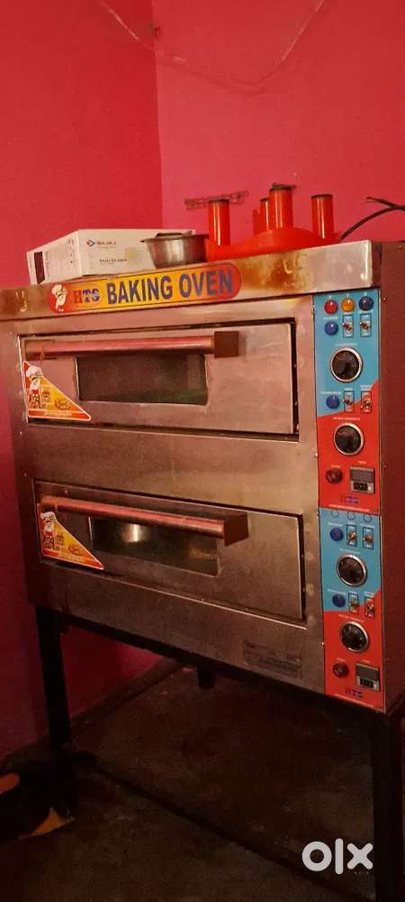 Oven and other machine for bakery